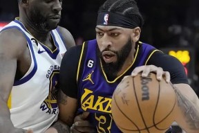  风云突变葡萄牙体育转会期止住颓势，NBA季后赛版图或重绘，悬念犹存，临场指挥获称赞